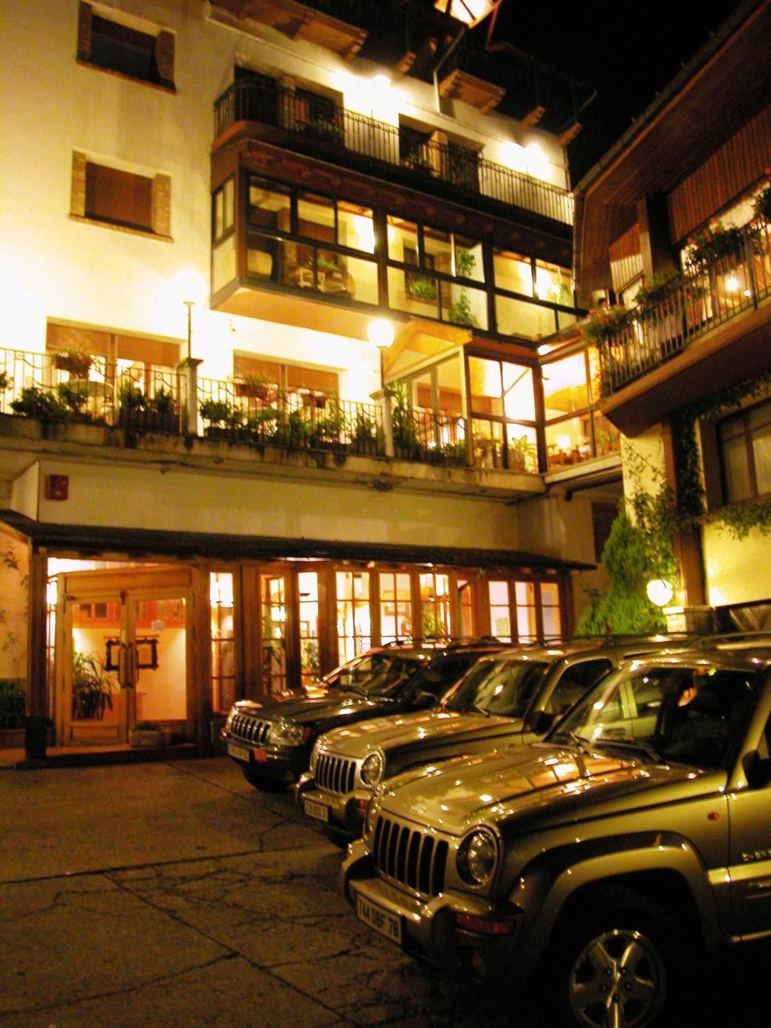 Hosteria Catalana Bossòst Exteriör bild