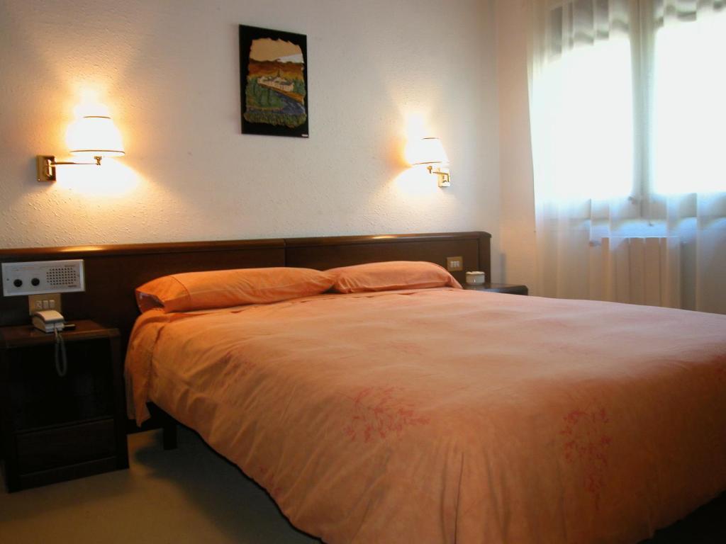 Hosteria Catalana Bossòst Exteriör bild